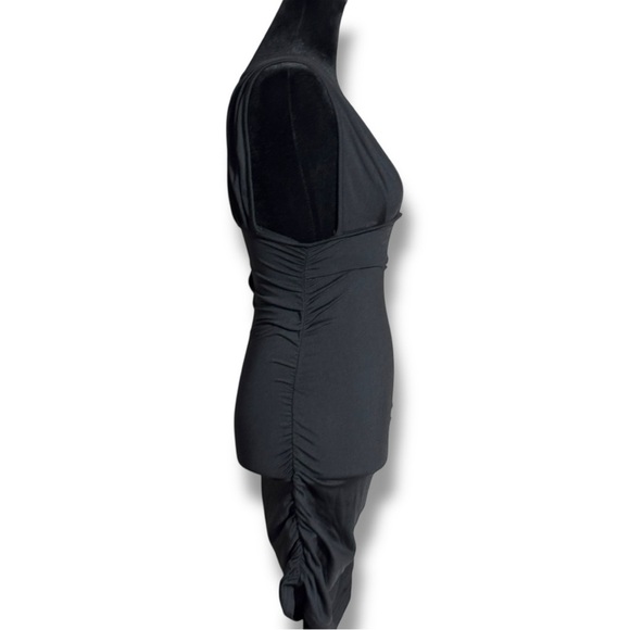 Unbranded Stretchy and Rouched on Sides Stylish Black V-Neck Bodycon Dress - Picture 4 of 16